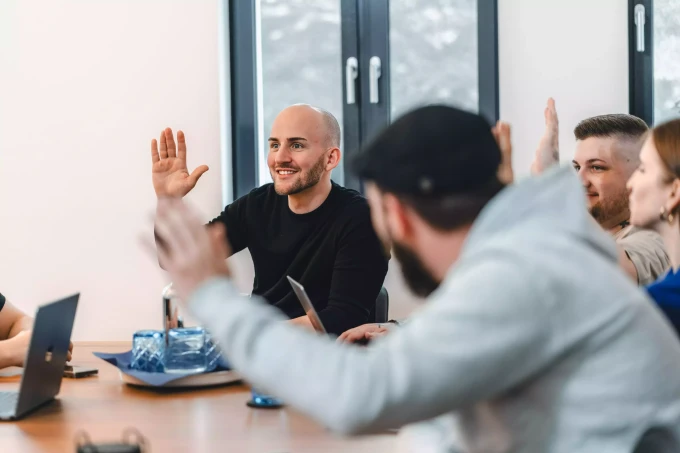 Heldency GmbH - Online Marketing Agentur - Christoph Hemker und Kollegen melden sich